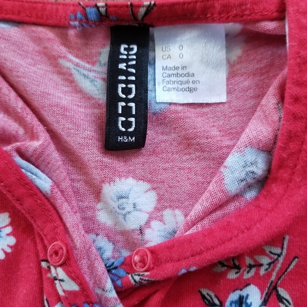 Divided Romper - Picture 7 of 7